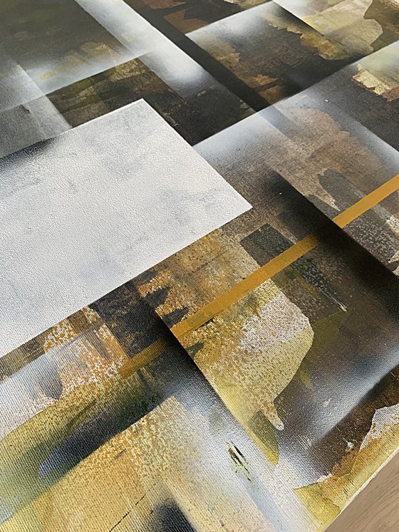 Golden ochre Intersection