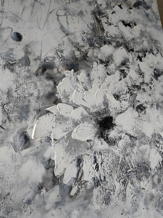 "Serenade in Black and White" XXL abstract flower painting