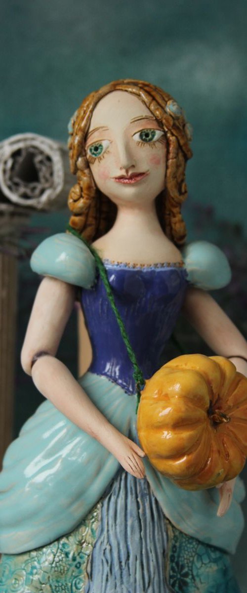 Cinderella. Wall sculpture by Elya Yalonetski by Elya Yalonetski
