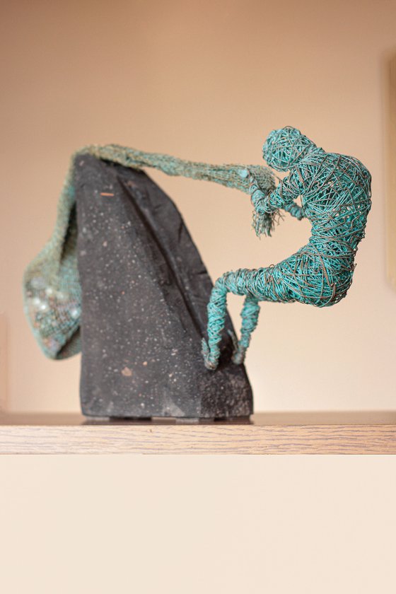 Financial dispute (20x26x8cm 2.3kg iron, tufa, copper)