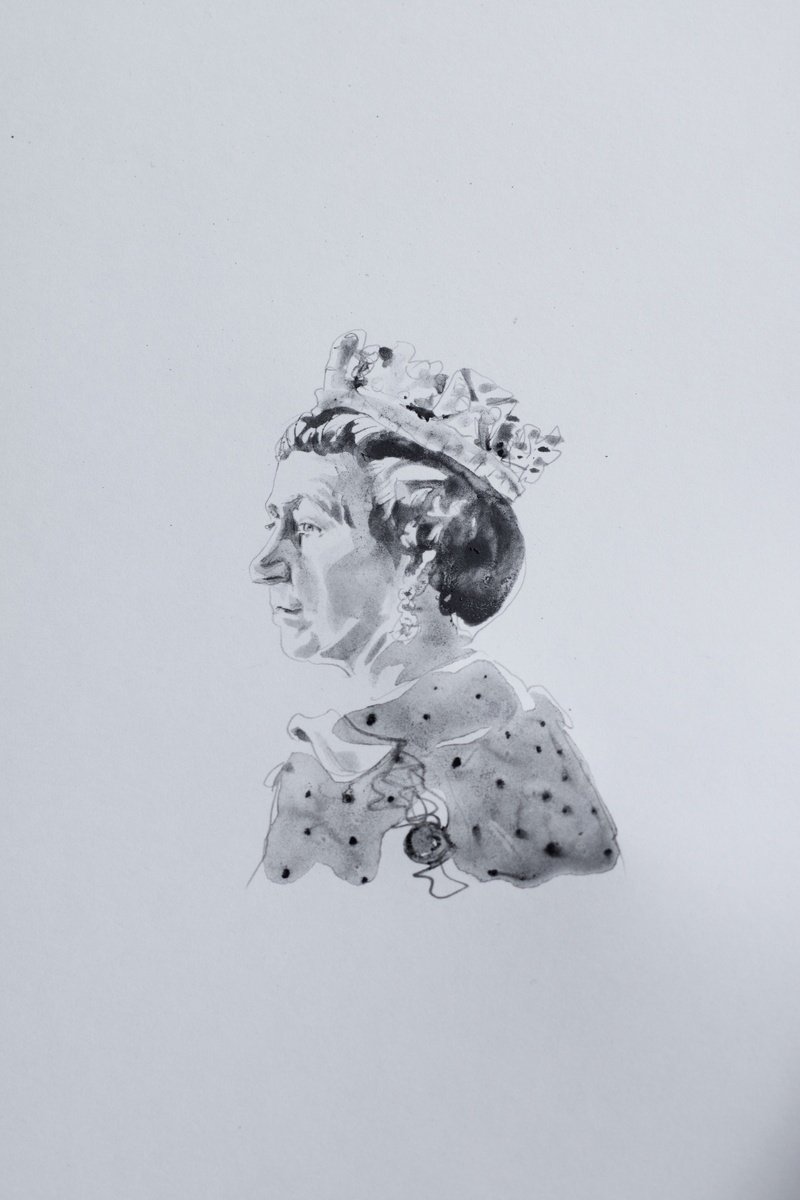 Queen by Marina Skepner