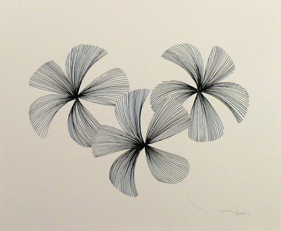 Tehos - Three black flowers 02