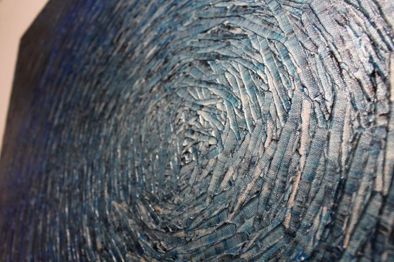Vast sivler blue shine