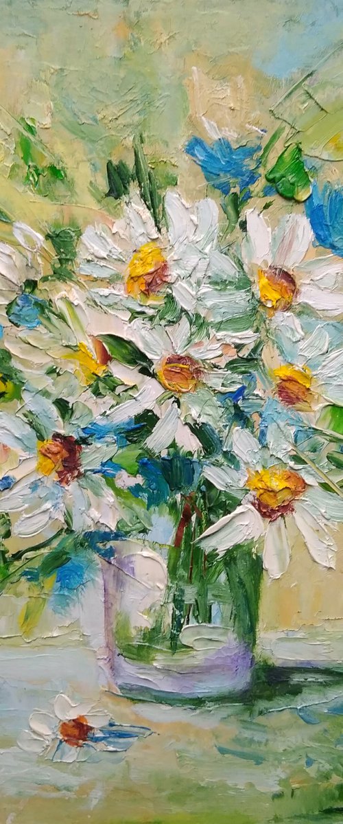 Bouquet of daisies painting by Yulia Berseneva