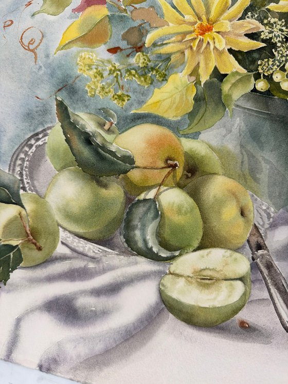 First apples of summet