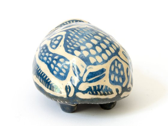 Ceramic sculpture Turtle 9 x 5.5 x 7 cm