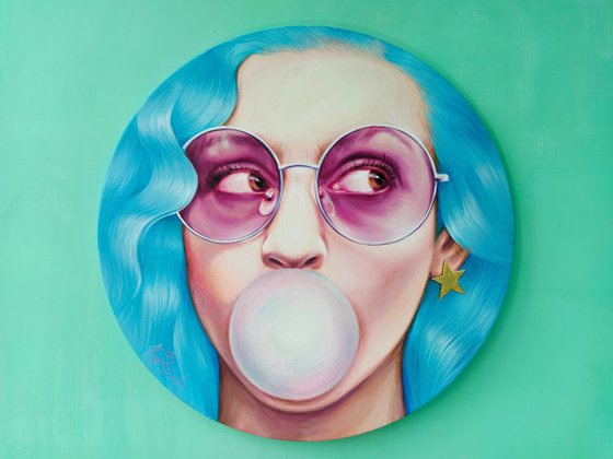 Painting "Girl with bubble gum" on a round stretcher 58 cm (22.83 inches) With blue hair and pink glasses