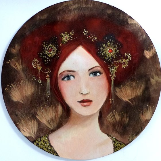 Gold nostalgia.  wood round artwork 30cm.