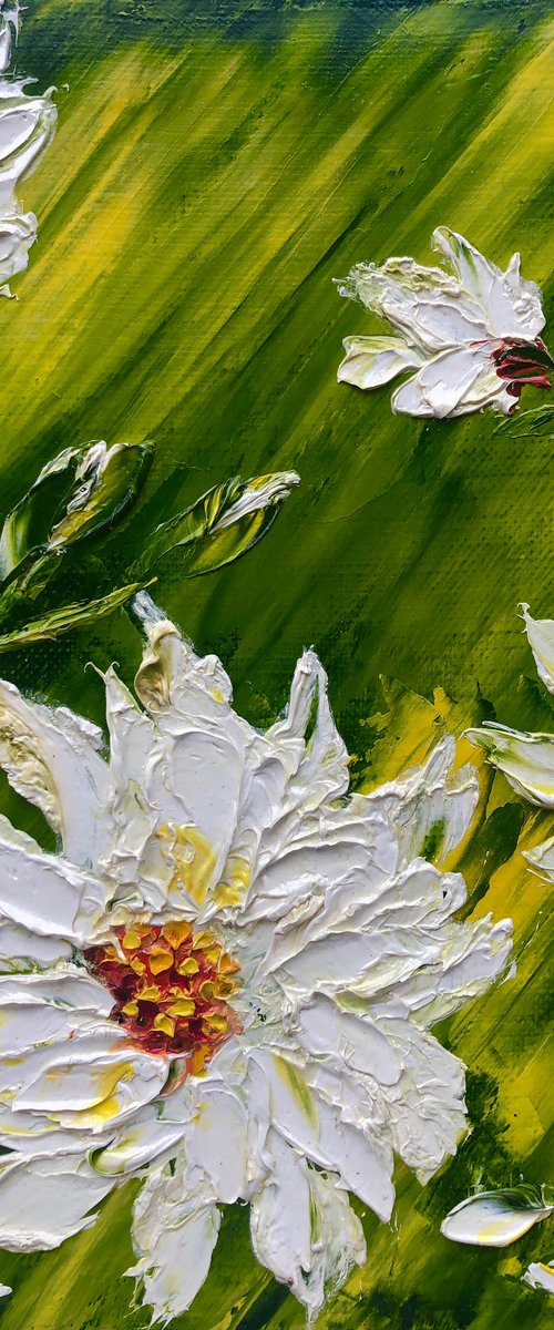 MACRO CHAMOMILE - White chamomile. 3d flowers. Three-dimensional painting.  A big flower. White color. Petals. Greens. Flowers. Grass. Field. by Marina Skromova