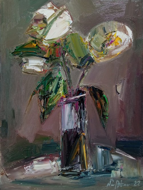 White flowers in vase (30x40cm, oil painting, palette knife) by Matevos Sargsyan