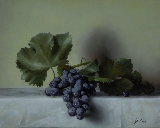 Black grapes, 40x50cm, oil on canvas, 2018, classic original still life