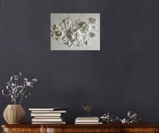 sculptural wall art "Horizontal flower arrangement"
