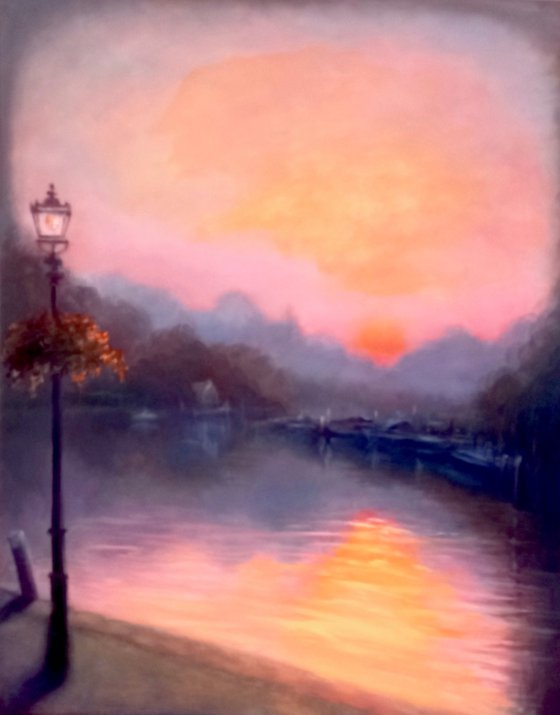 Lumière Matin - Twickenham Riverside