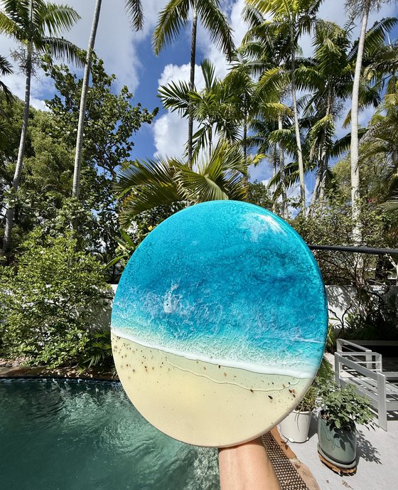 Round ocean #103