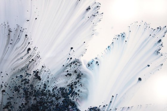 Nature 189 — Abstract Indigo Surge