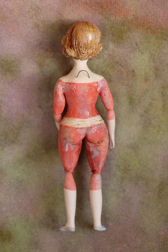 Acrobat girl, by Elya Yalonetski