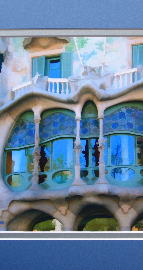 Gaudi by Robin Clarke