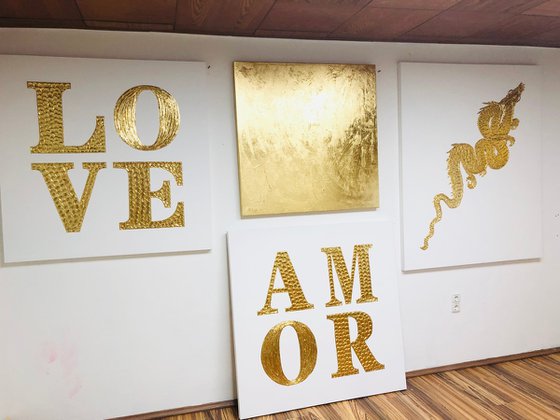 Amor in gold