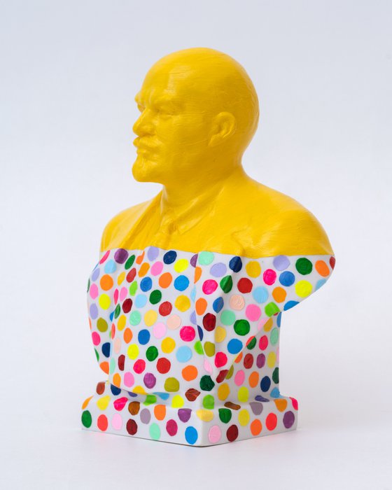 Half Yellow Lenin