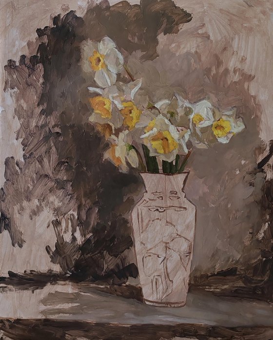 11 Daffodils in a Vase