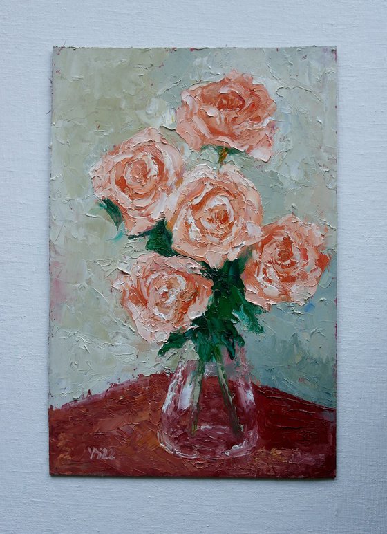 Cream Roses in Vase