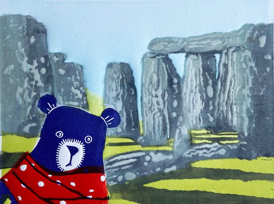 Little Bear Photobombs Stonehenge