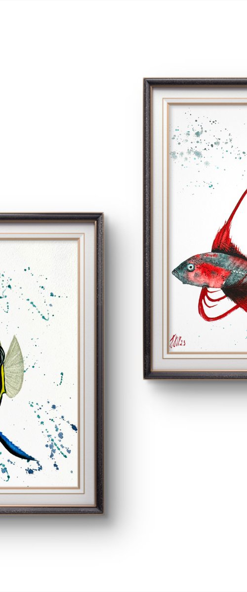 Diptych Exotic Colorful fish by Yuliia Sharapova