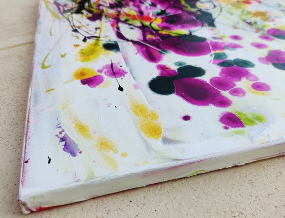 Buttercup Bloomrush Floral Landscape