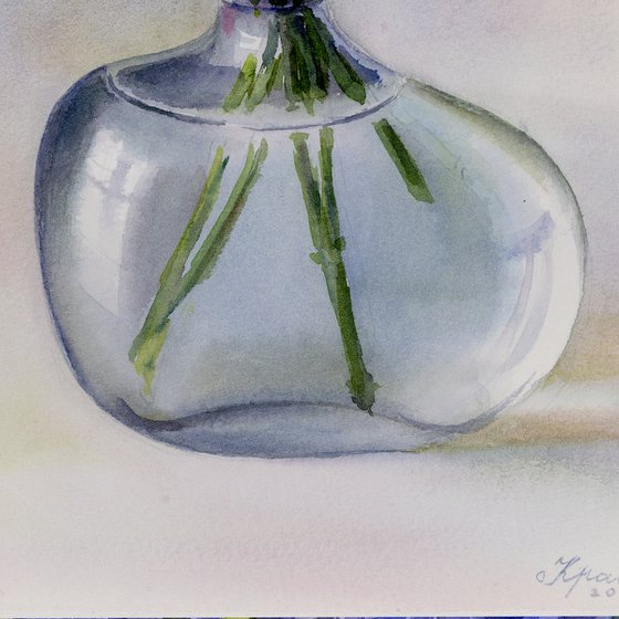 Lisianthus in a drop vase