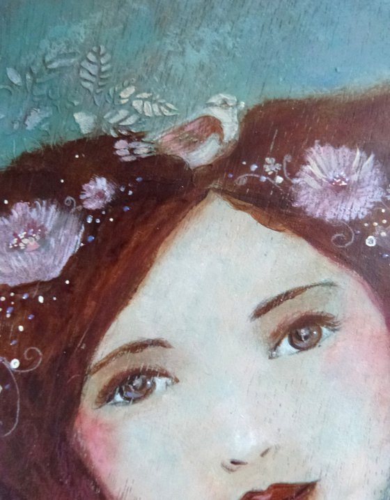 The soft stopover 30 x 30 cm Portrait of a romantic and dreamy woman on wood