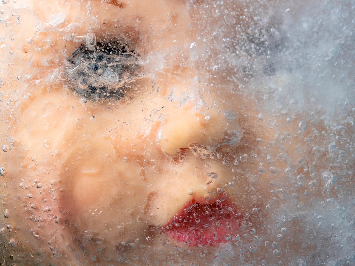 Serie  Frozen  Baby Face by Lionel Le Jeune