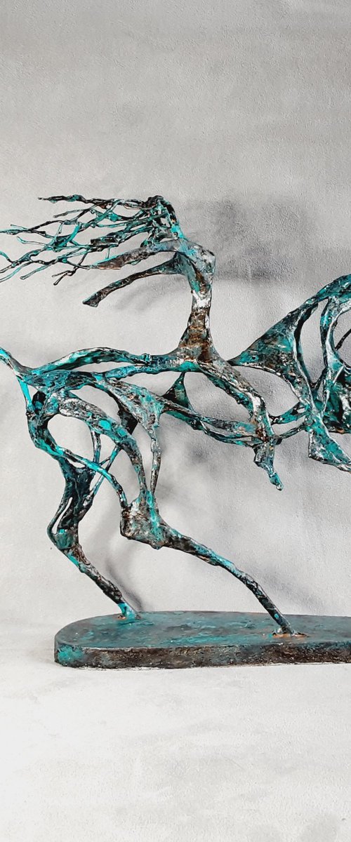 Alive by Linda Hoyle