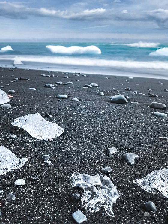 THE DIAMOND BEACH