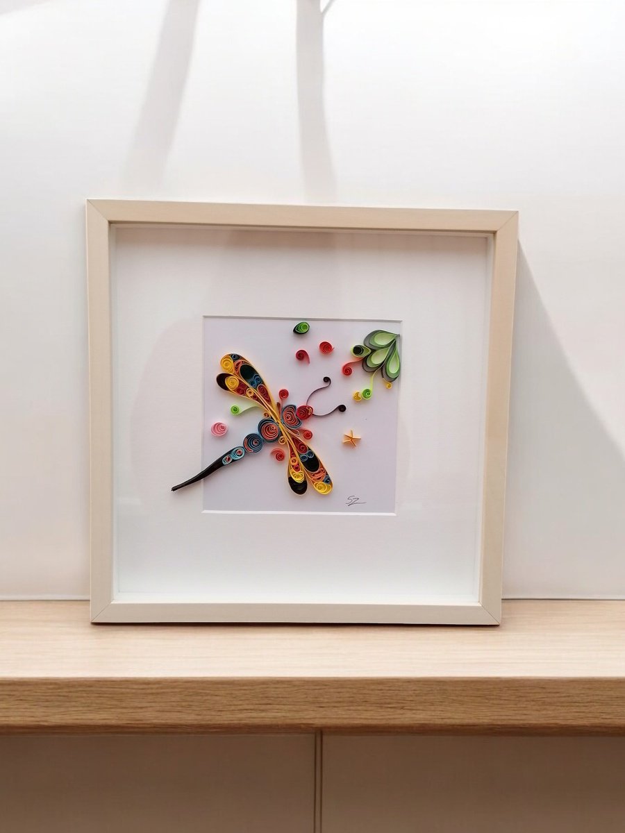 Dragonfly in Quilling by Susana Zarate