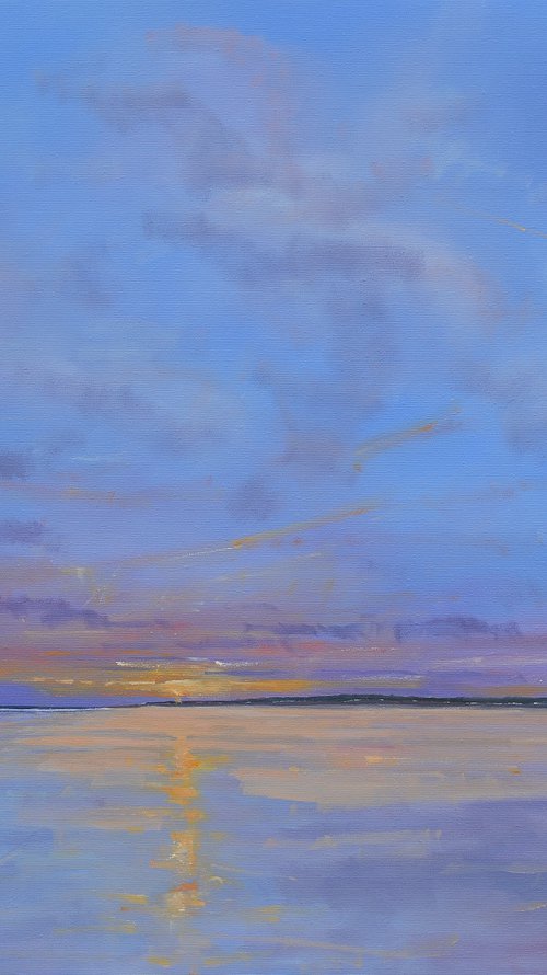 Beach sunrise. by Tom Cringle