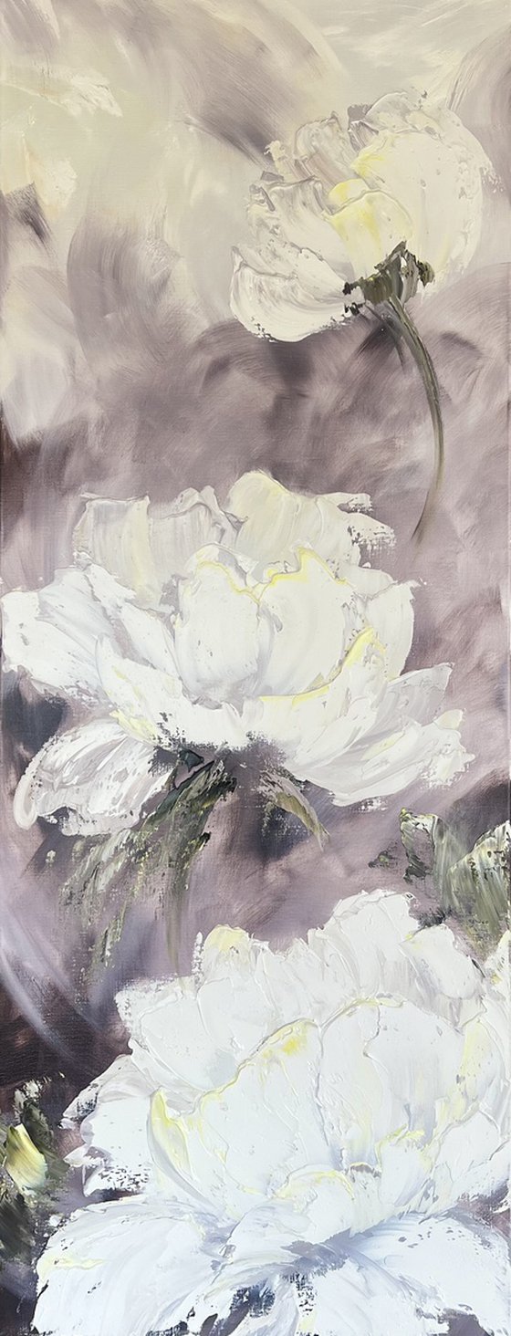White watchtexture peonies