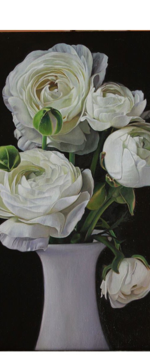 white bouquet by Darya Klunnikova