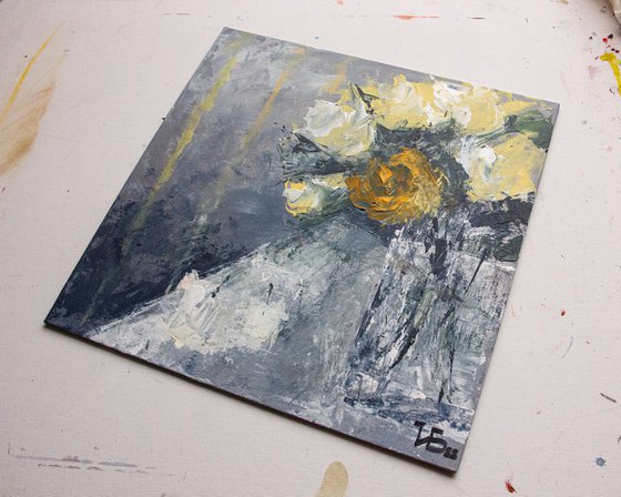 Grey small still life with yellow roses