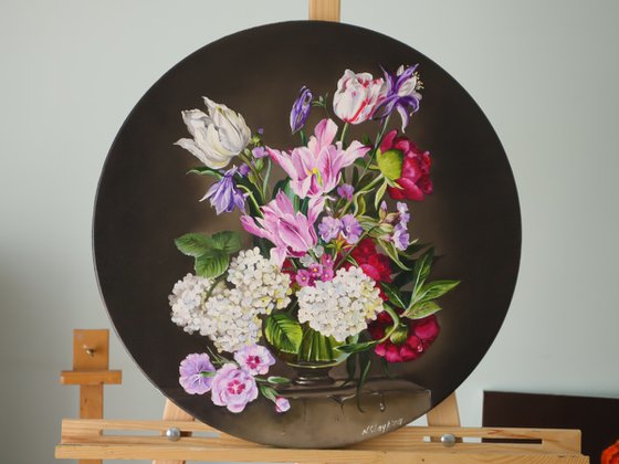 Round Floral Art Canvas