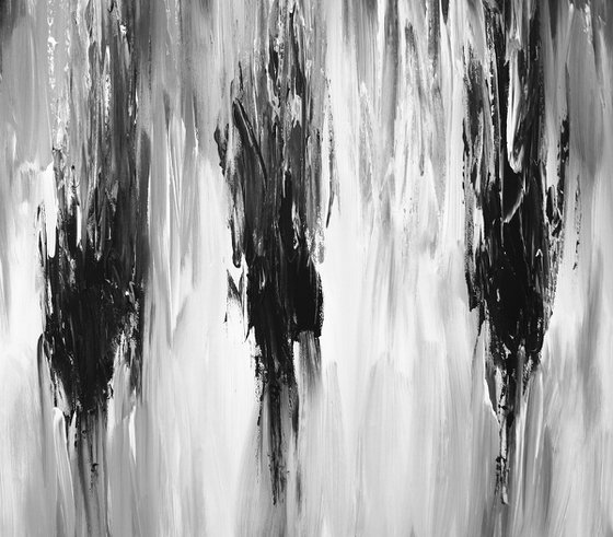 Black And White Stripes XL 2