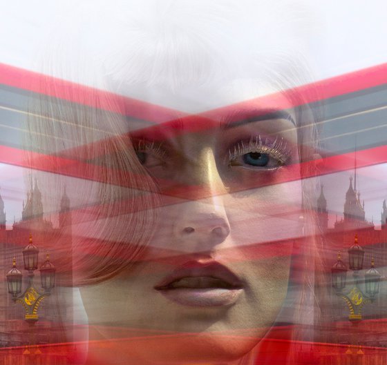 It's a London look :  2022  1/20 12" X 8"