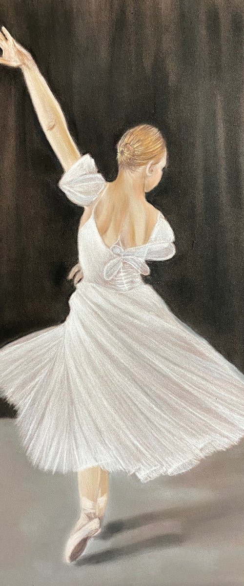 Ballet dancer by Maxine Taylor