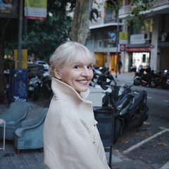 Visit Natalia Lugovska shop