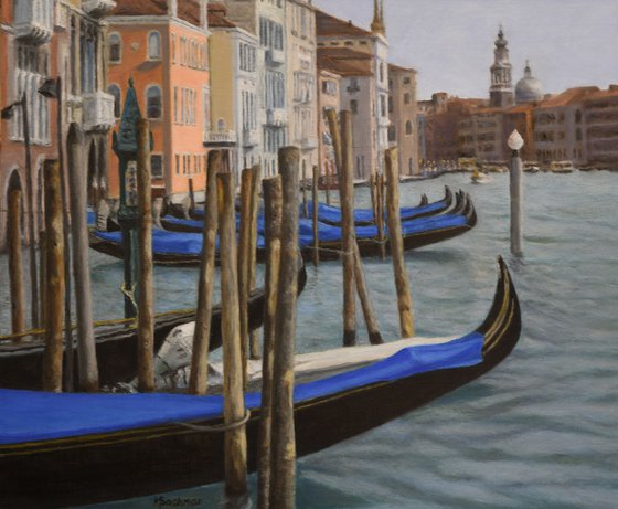 Gondolas Waiting