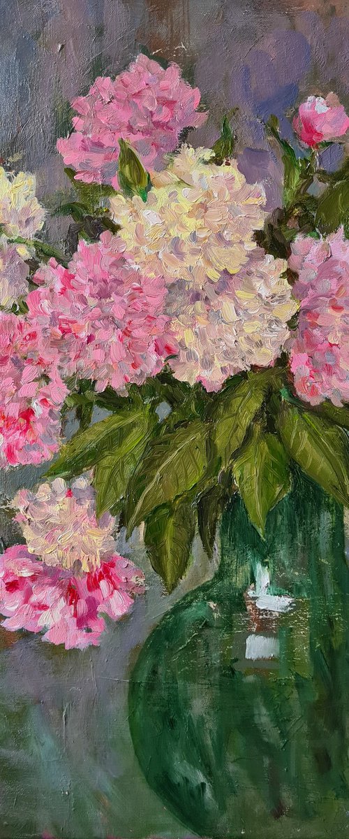 Peonies in Green Vase by Katia Bellini