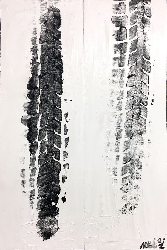 Diptych Black Tracks