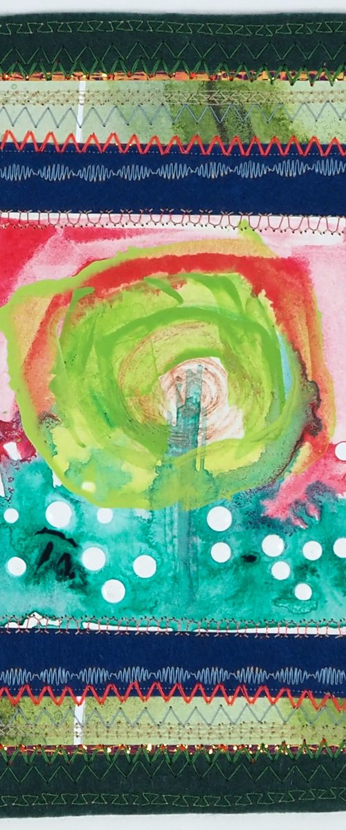 Sunset bloom - asymmetrical abstract by Sara Rodighiero