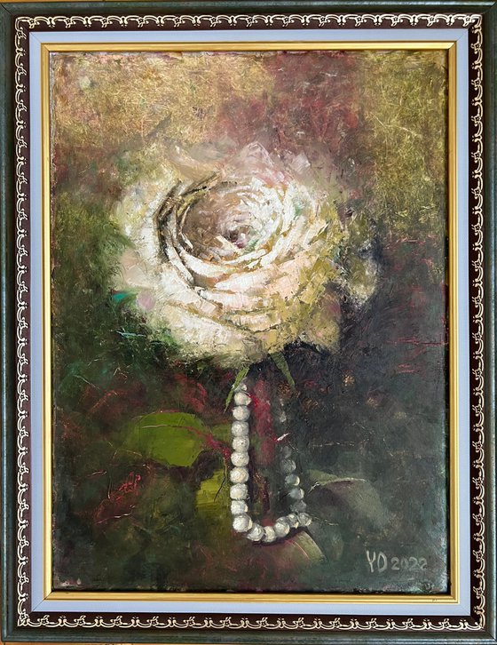 Rose moody flower