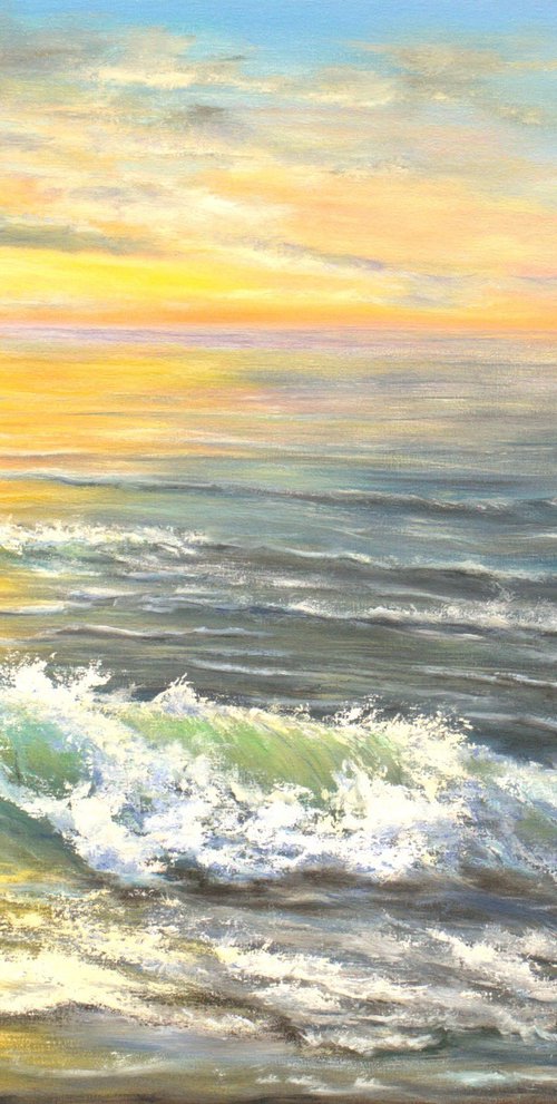 Ocean waves by Ludmilla Ukrow