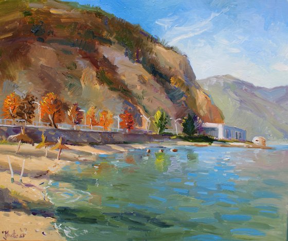 Autumn by the lake